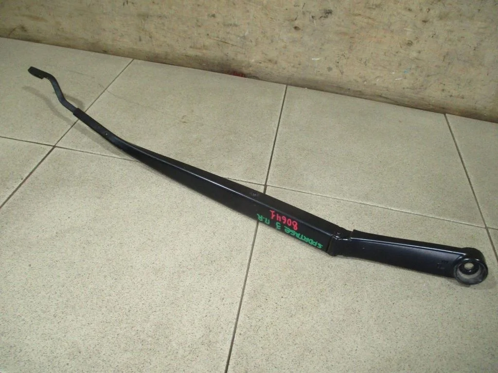 Поводок стеклоочистителя передний правый Kia Sportage 3 2015 SL