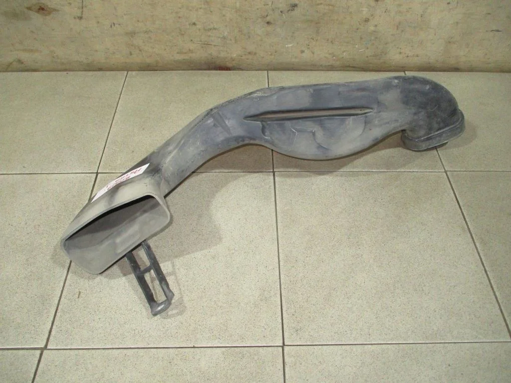 Воздухозаборник внутренний Opel Astra J