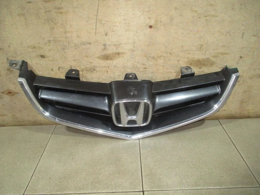 Решетка радиатора Honda Accord 7 2005 CL