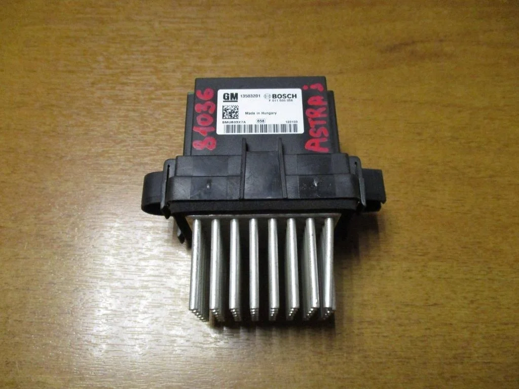 Резистор отопителя Opel Astra J