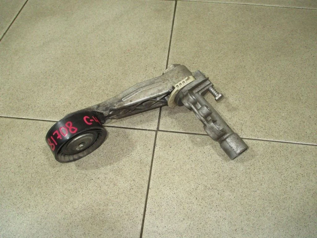 Натяжитель ремня генератора Citroen C4 2013 B7