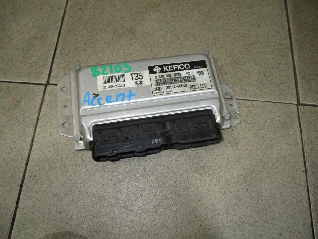 Блок управления двигателем Hyundai Accent LC