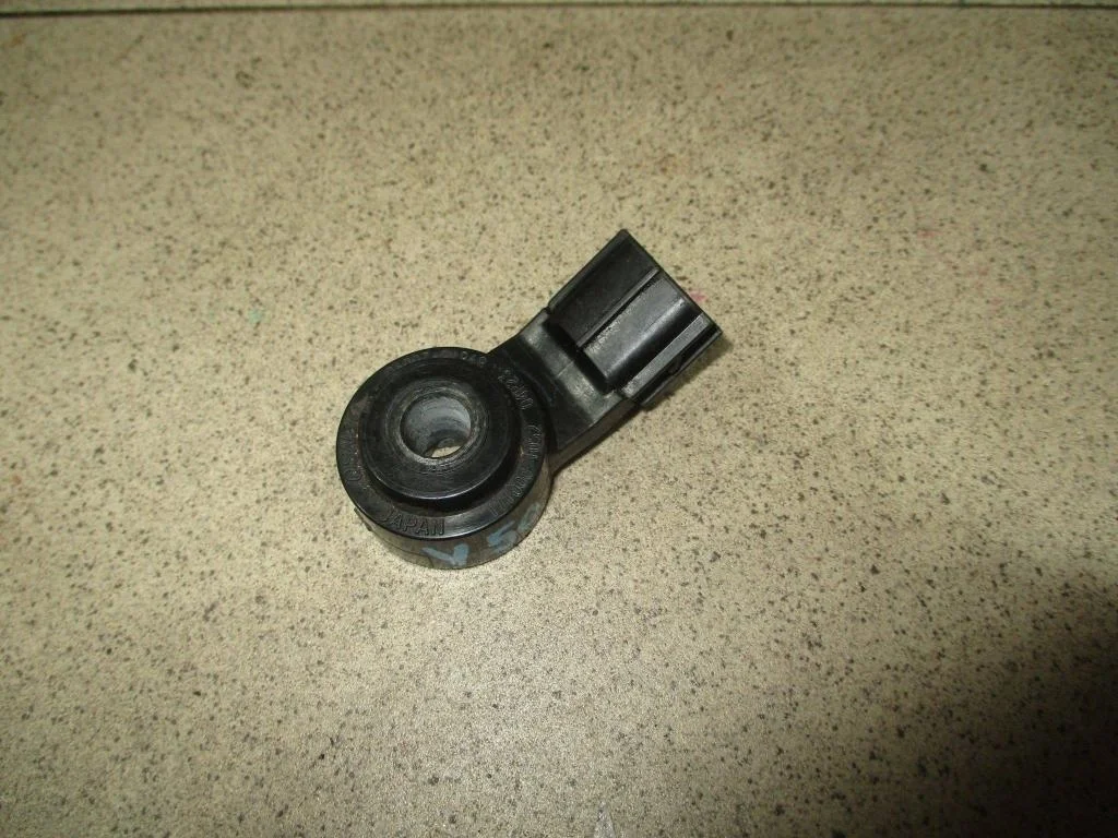 Датчик детонации Toyota Camry XV40