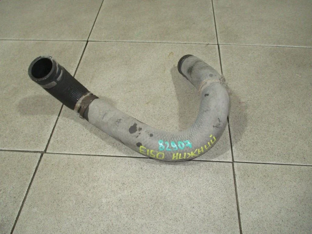 Патрубок радиатора Toyota Corolla 2010 E150