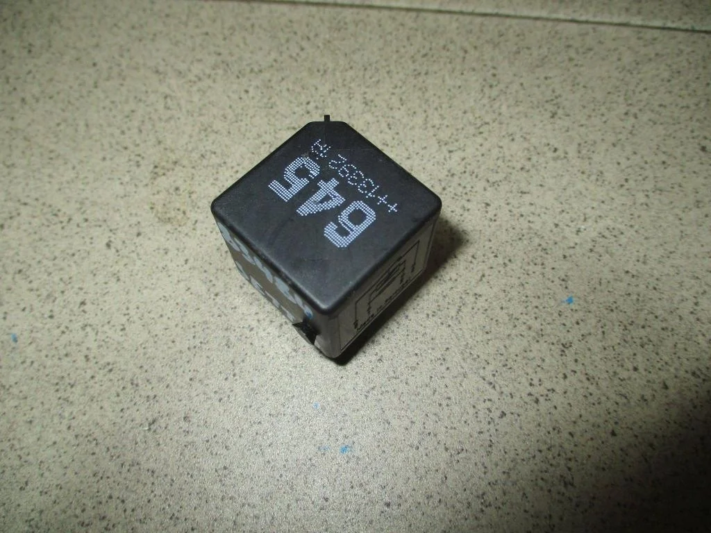 Реле Volkswagen Jetta 2013 A6