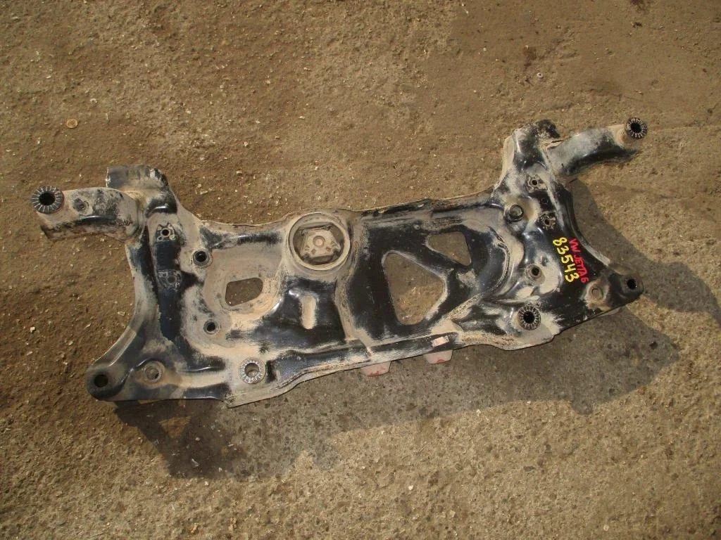 Подрамник Volkswagen Jetta 2013 A6