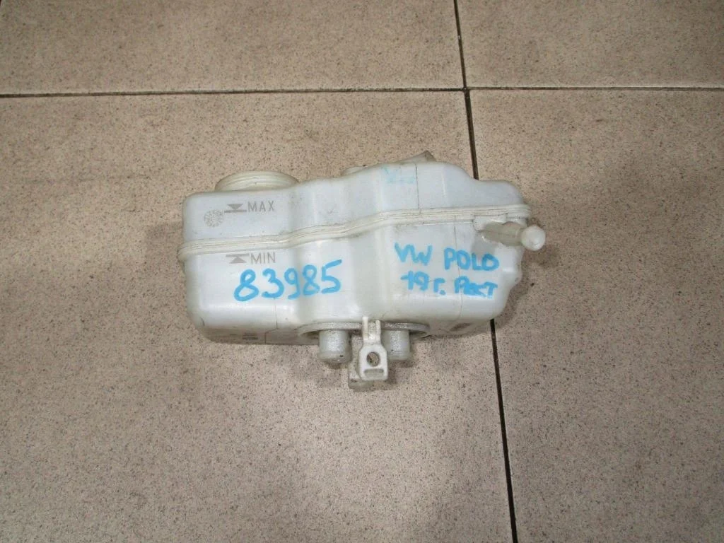Бачок главного тормозного цилиндра Volkswagen Polo 5