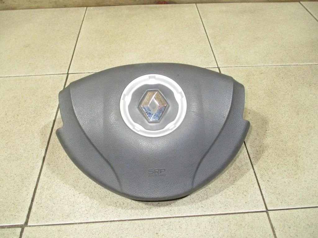 Подушка безопасности в руль Renault Sandero Stepway 1 2013 BS