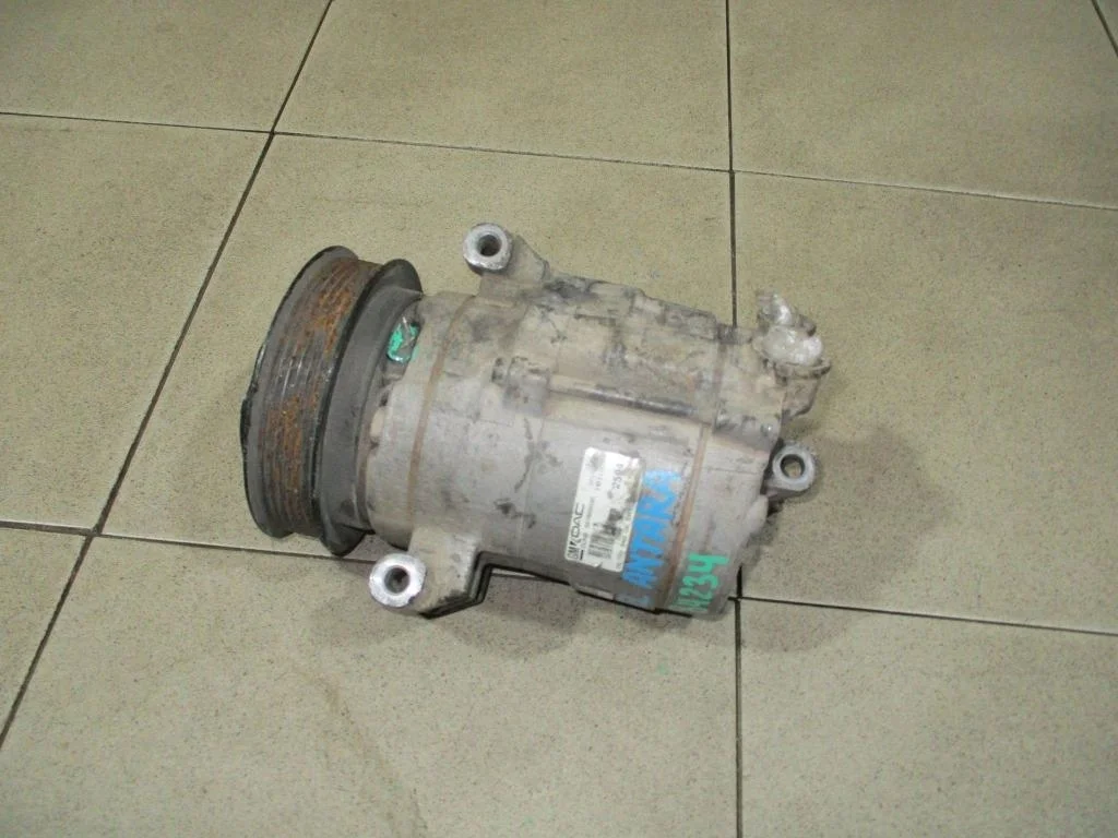 Компрессор кондиционера Opel Antara C105, C145