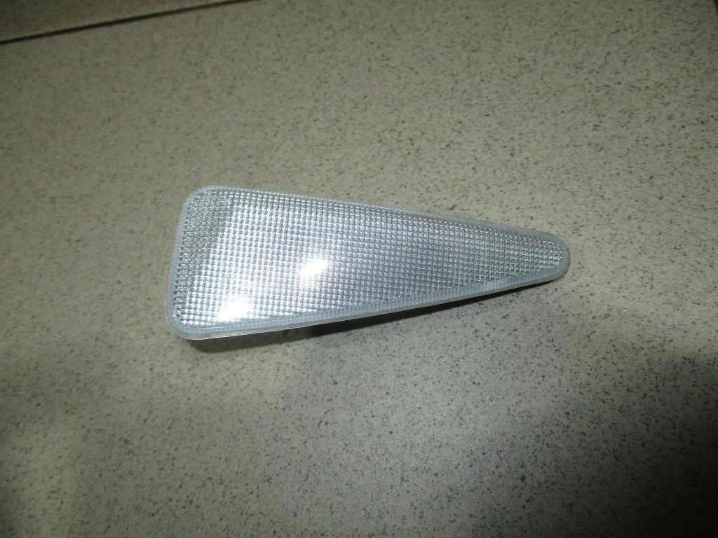 Повторитель на крыло правый Renault Sandero Stepway 1 2013 BS