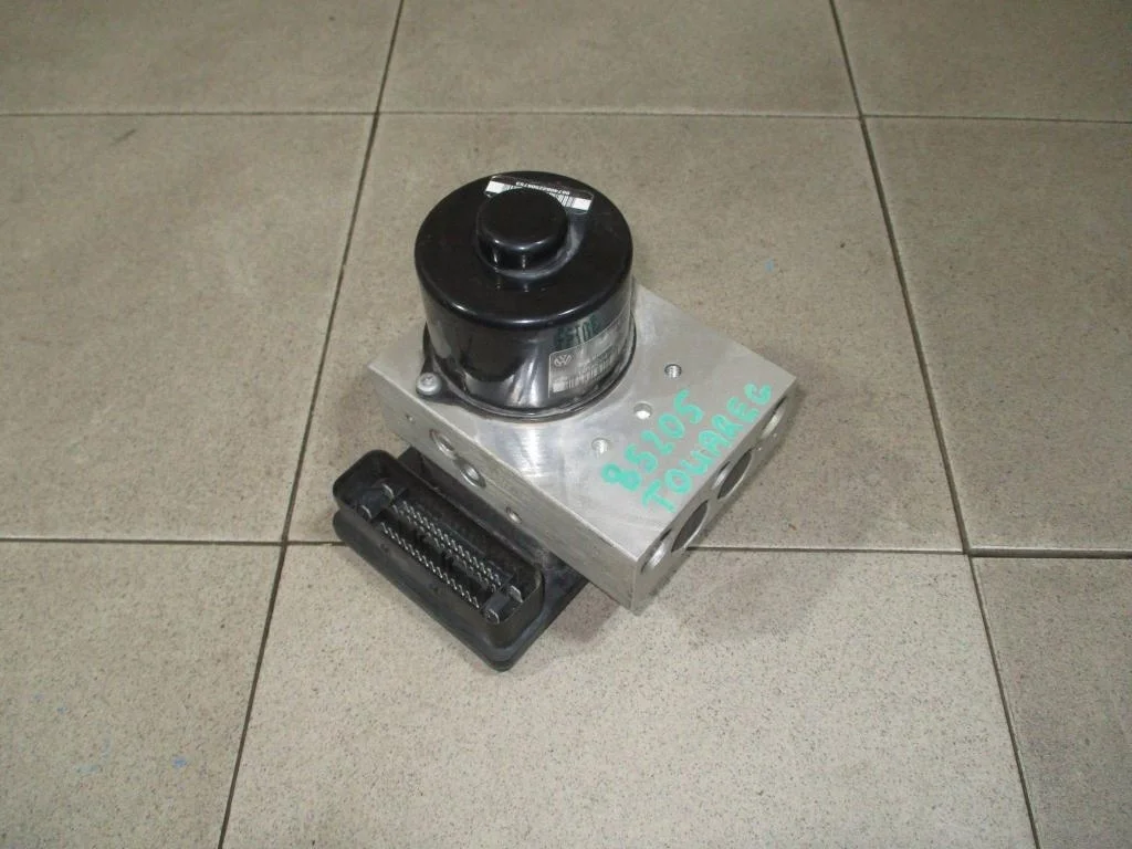 Блок abs Volkswagen Touareg 1 GP