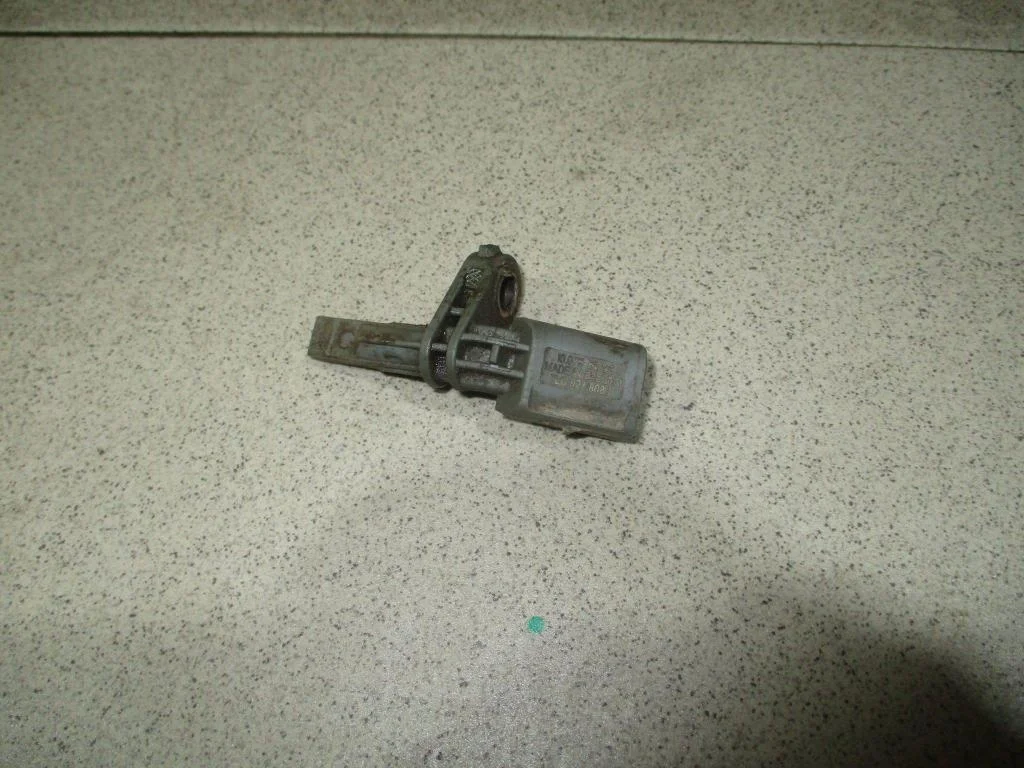 Датчик abs Volkswagen Touareg 1 GP