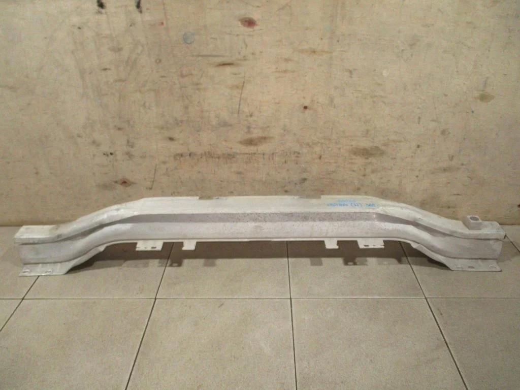 Усилитель заднего бампера Opel Astra H