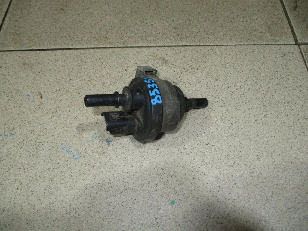 Клапан вентиляции топливного бака Renault Fluence