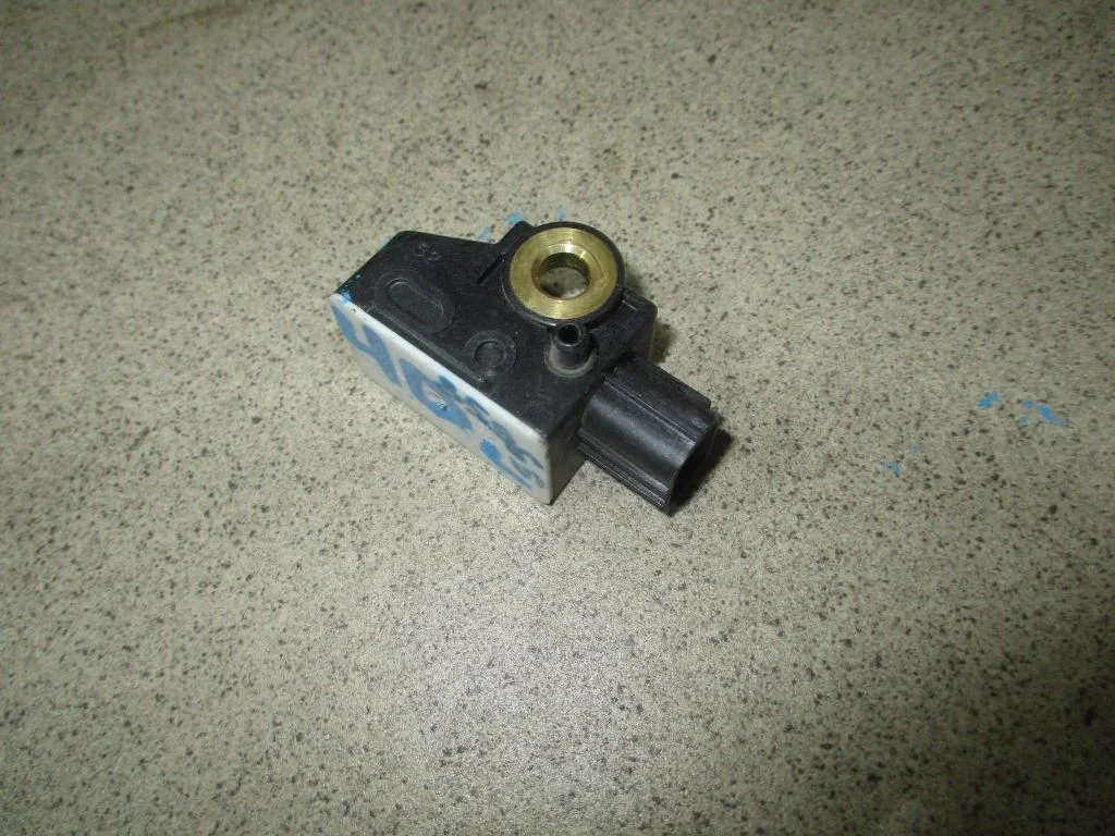 Датчик air bag Honda Civic 4D 2007 FD