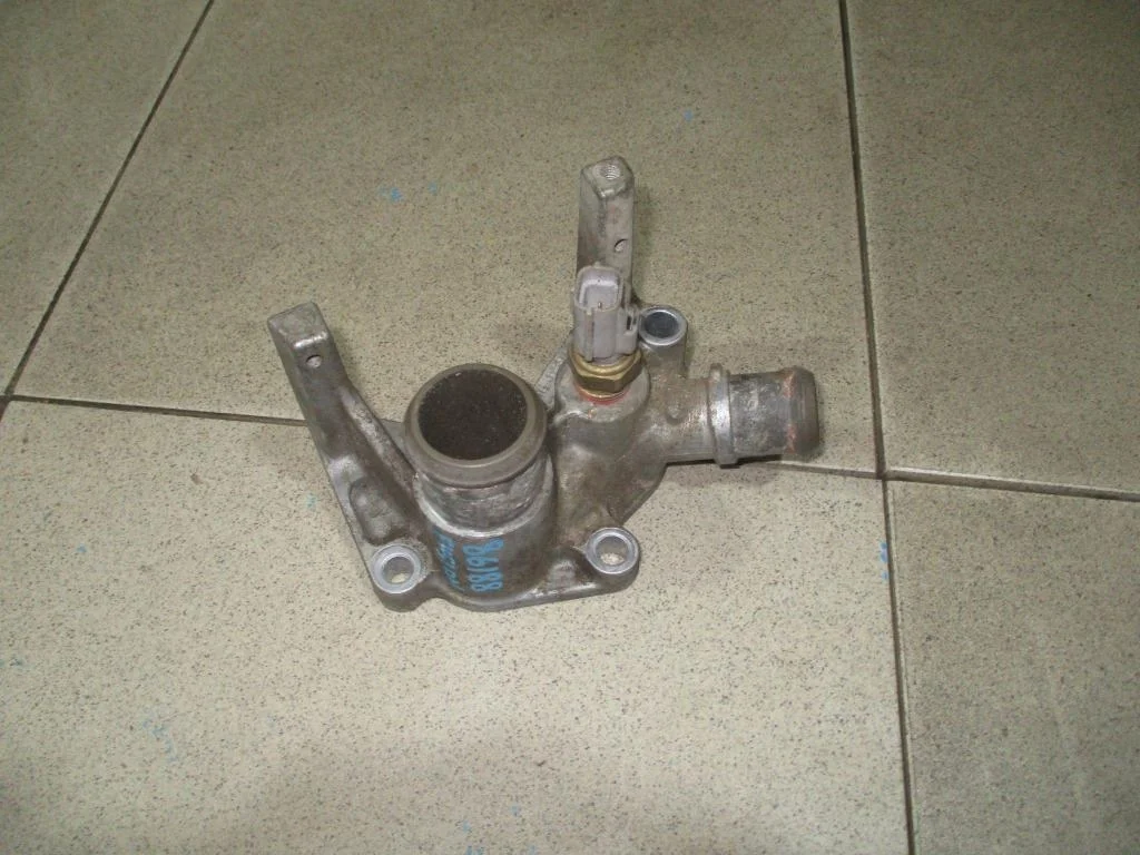 Фланец системы охлаждения Ford Fusion 2007 CBK