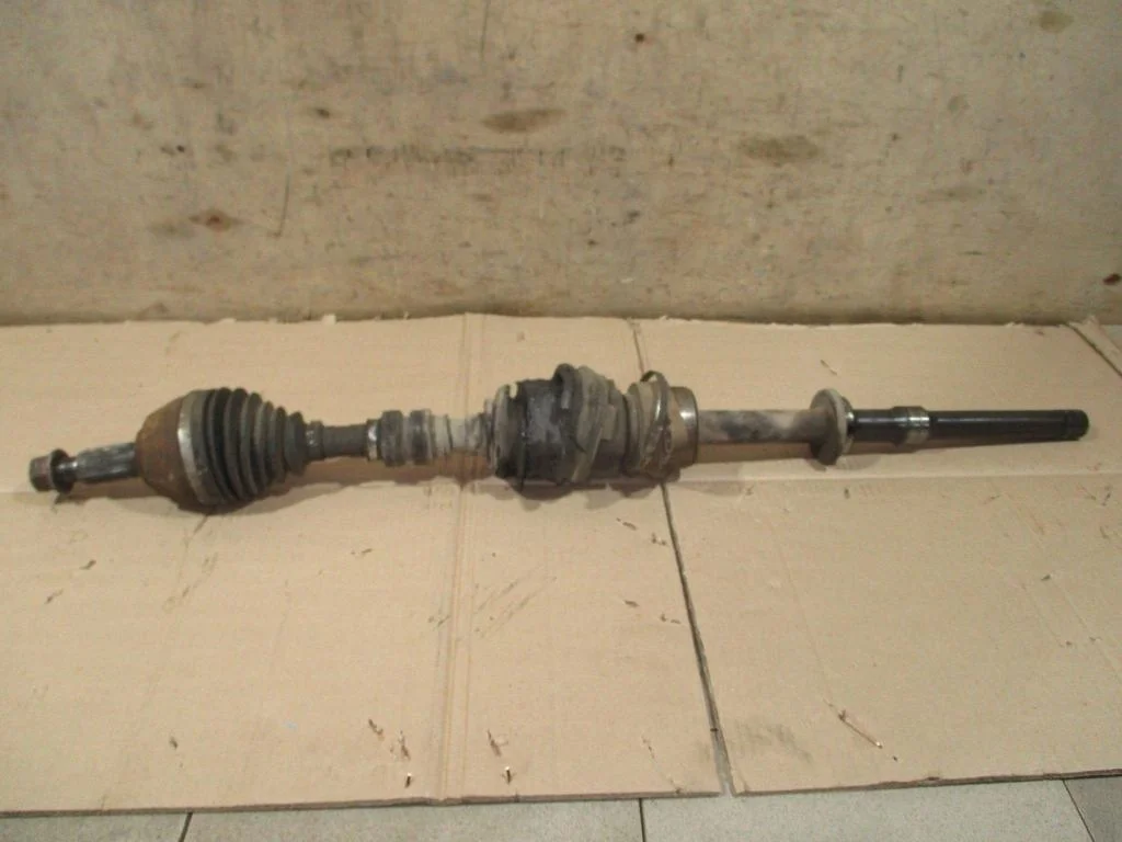 Полуось передняя правая Nissan Murano 2010 Z51