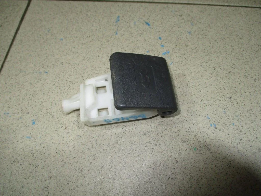 Ручка открывания капота Toyota Corolla E120