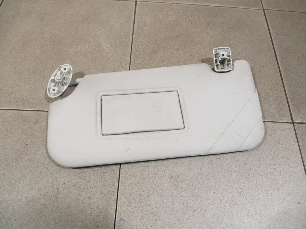 Козырек солнцезащитный левый Ford Focus 3