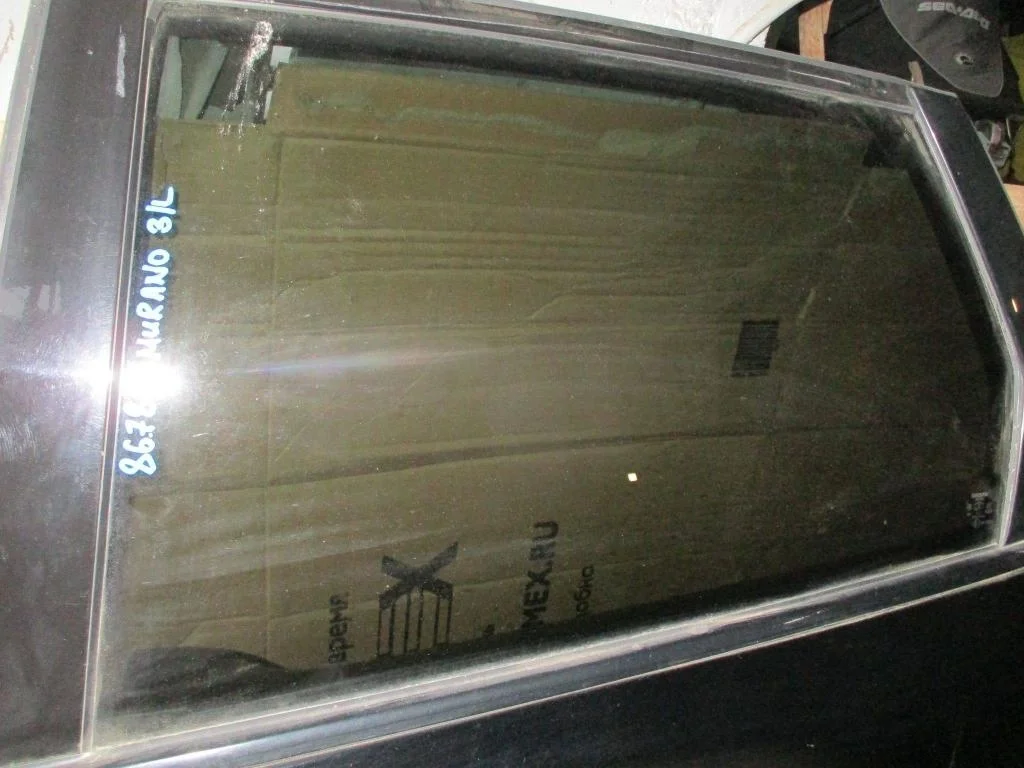 Стекло двери задней левой Nissan Murano 2010 Z51