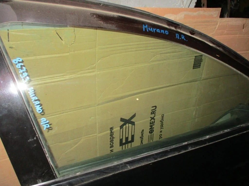 Стекло двери передней правой Nissan Murano 2010 Z51
