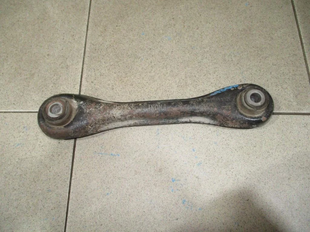Рычаг задний поперечный Ford Focus 3