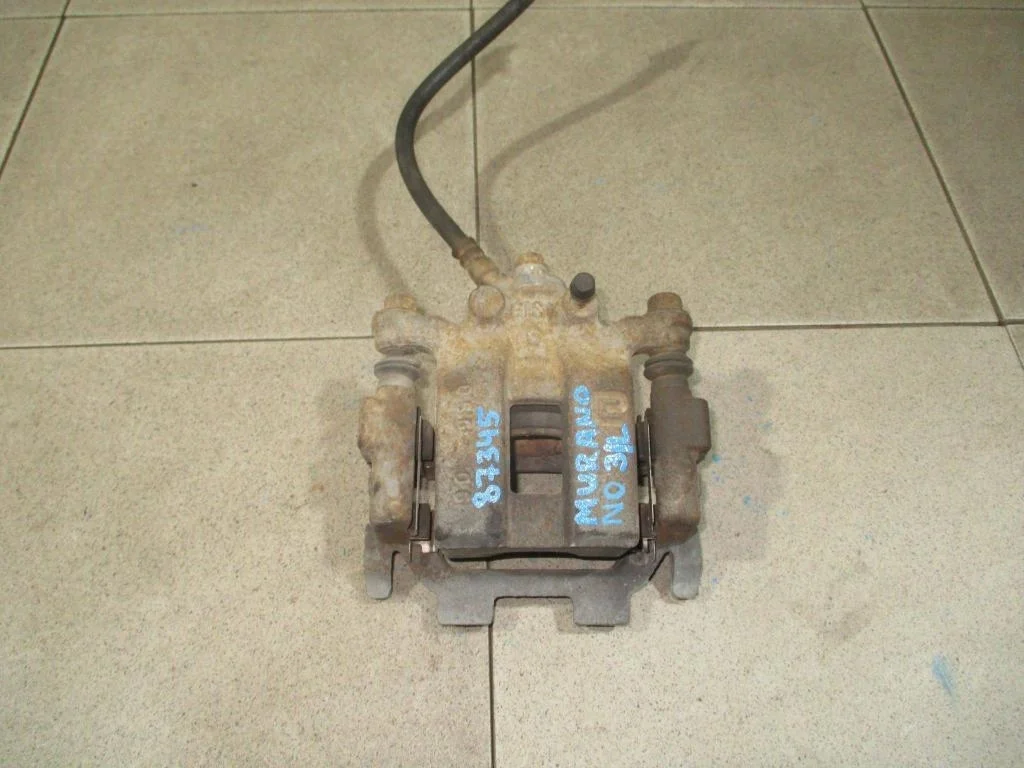 Суппорт задний левый Nissan Murano 2010 Z51