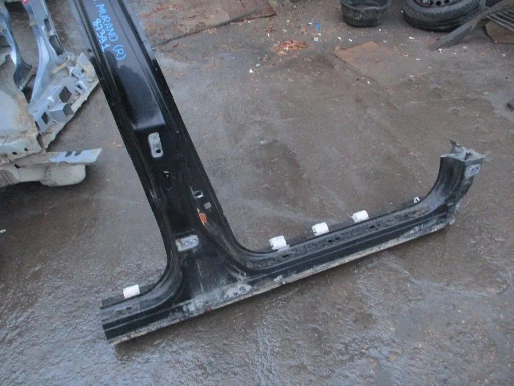 Порог со стойкой правый Nissan Murano 2010 Z51