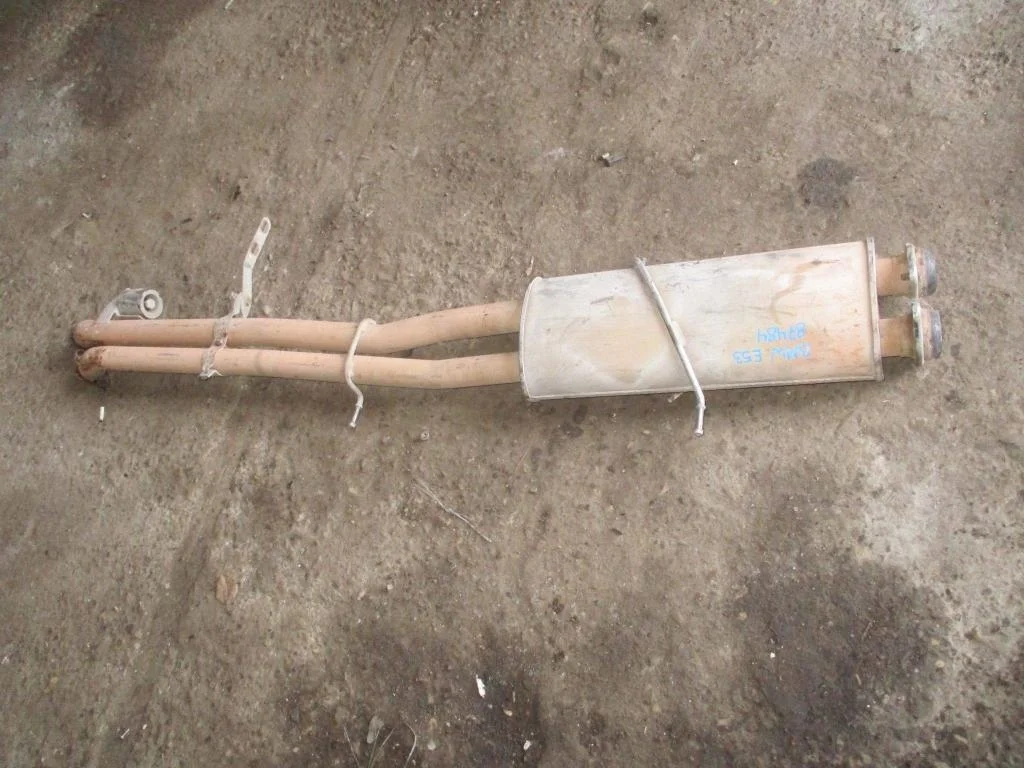 Средняя часть глушителя BMW X5 E53