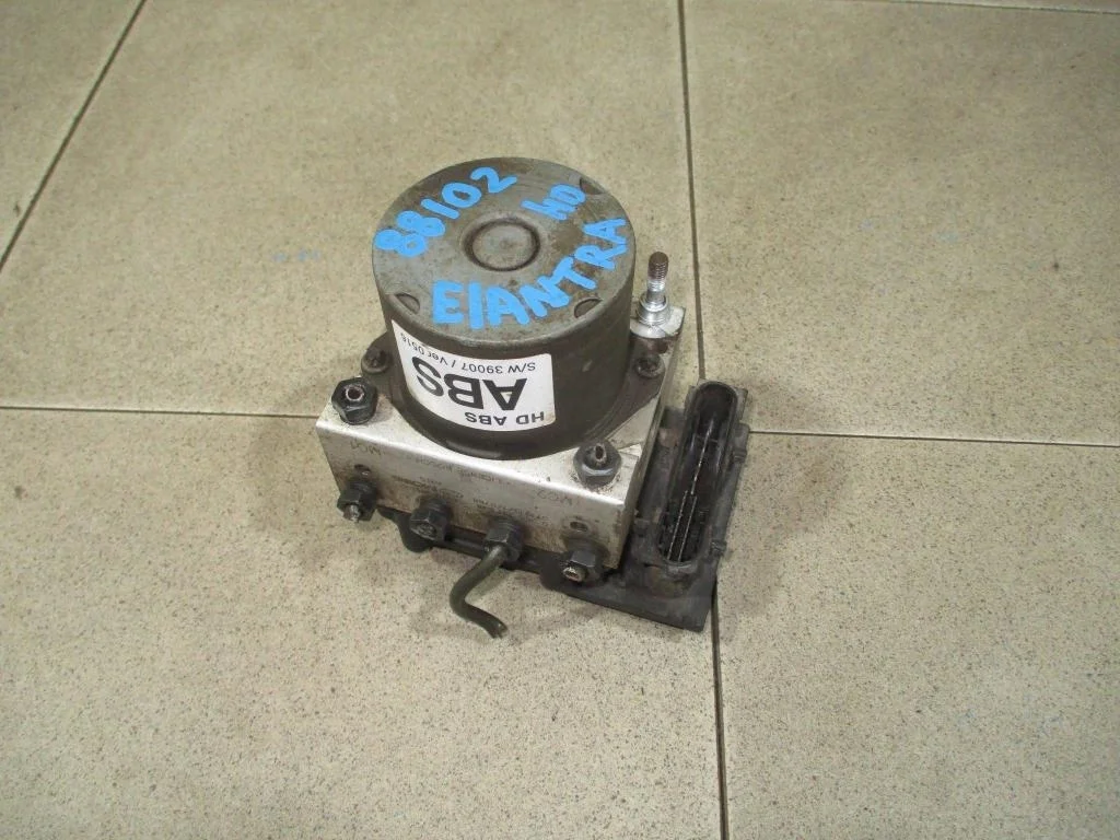 Блок abs Hyundai Elantra HD