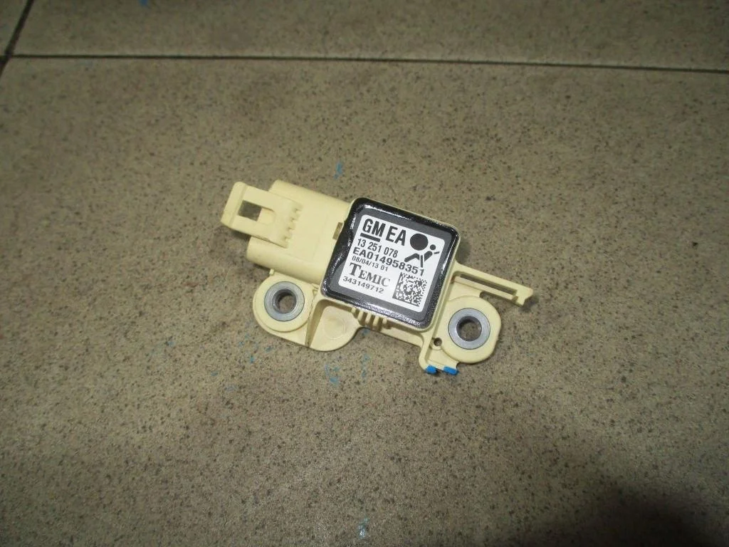 Датчик air bag Opel Astra H