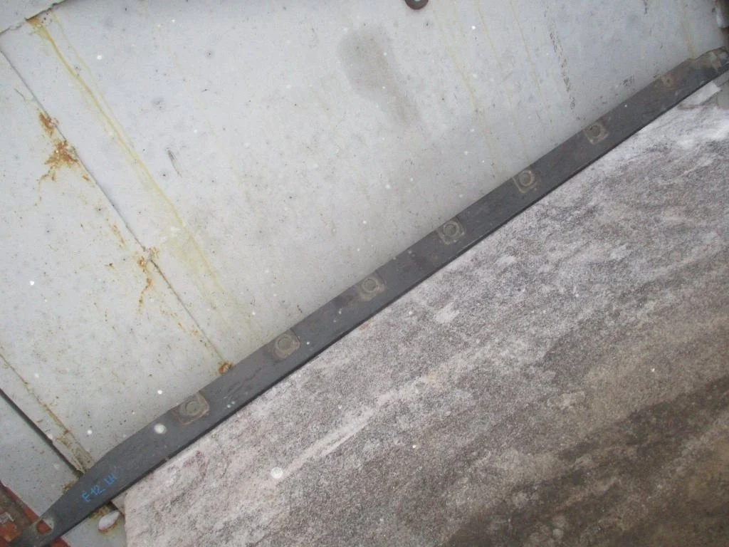 Накладка порог наружная Toyota Corolla E120