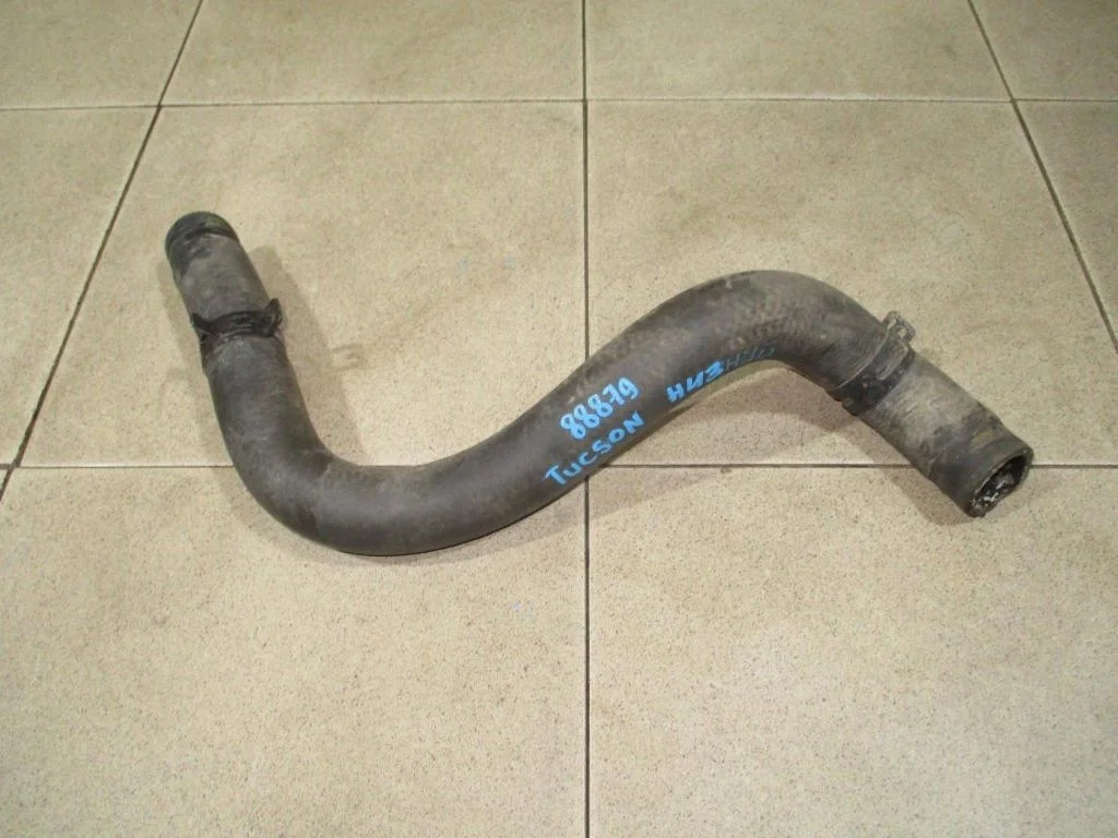 Патрубок радиатора Hyundai Tucson 1 2007 JM