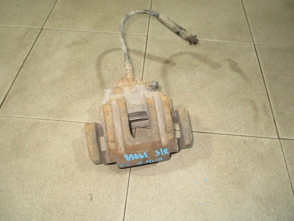 Суппорт задний правый BMW 6-Series 2004 E63, E64