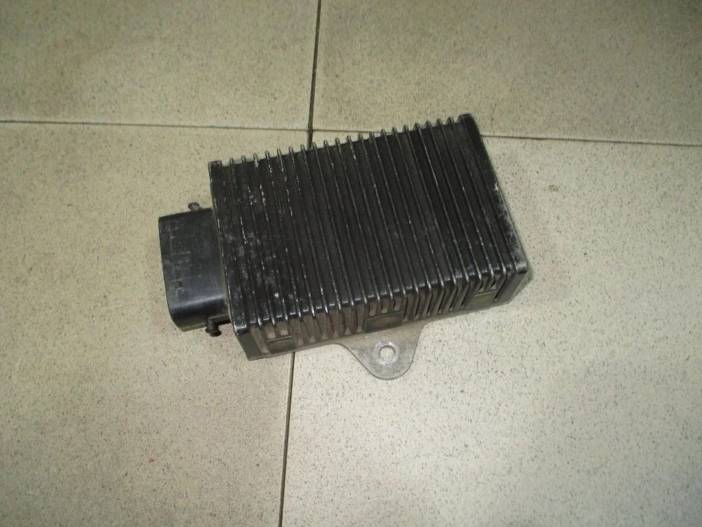 Блок электронный Mitsubishi Pajero Pinin