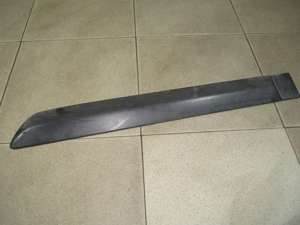 Молдинг задней левой двери Nissan Almera N16