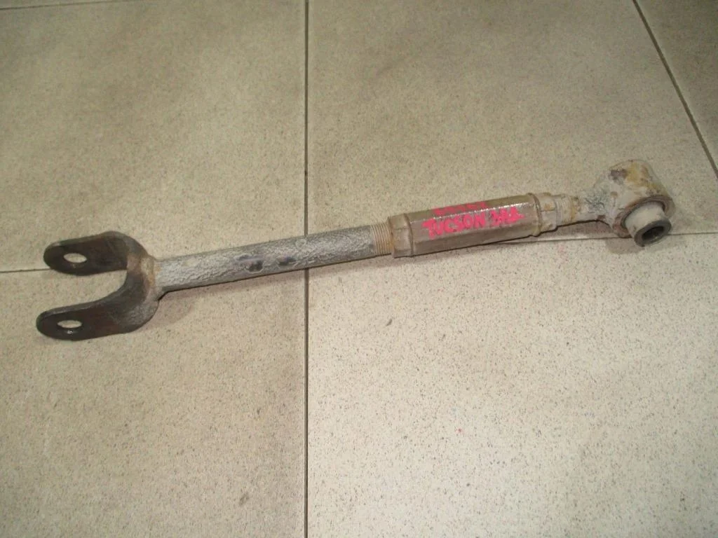 Тяга задняя продольная Hyundai Tucson 1 2007 JM