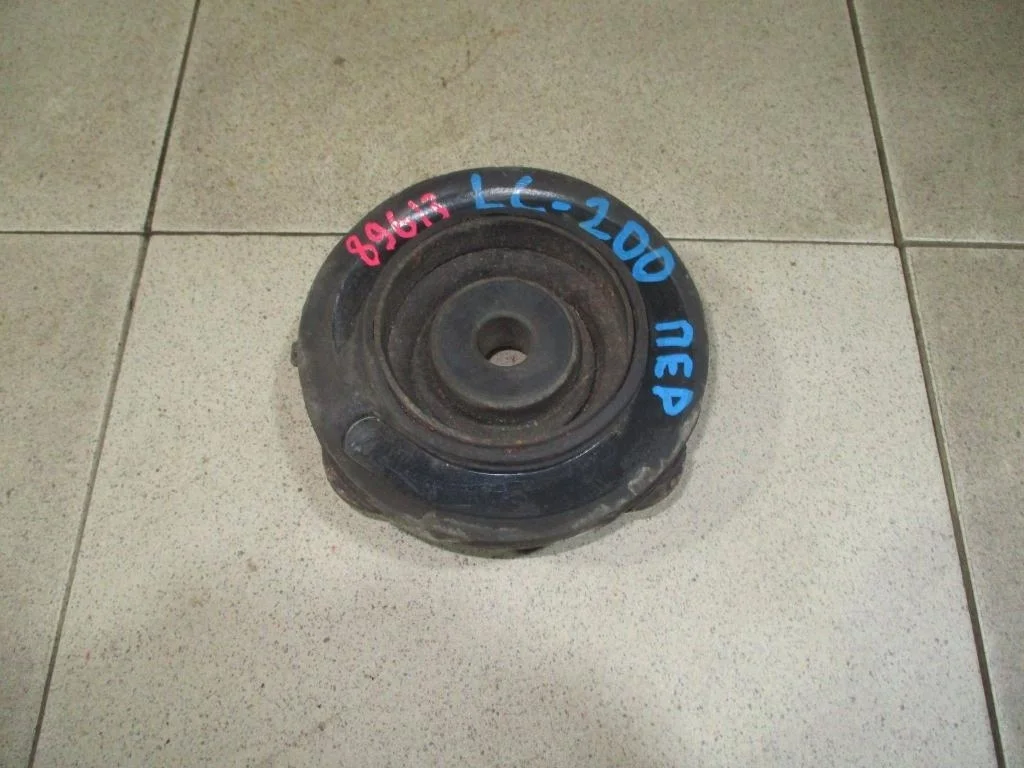 Опора переднего амортизатора Toyota Land Cruiser 2008 J200