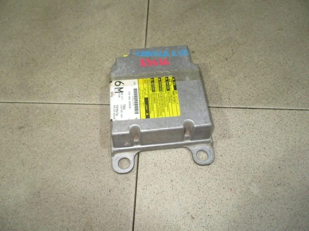 Блок управления air bag Toyota Corolla E150
