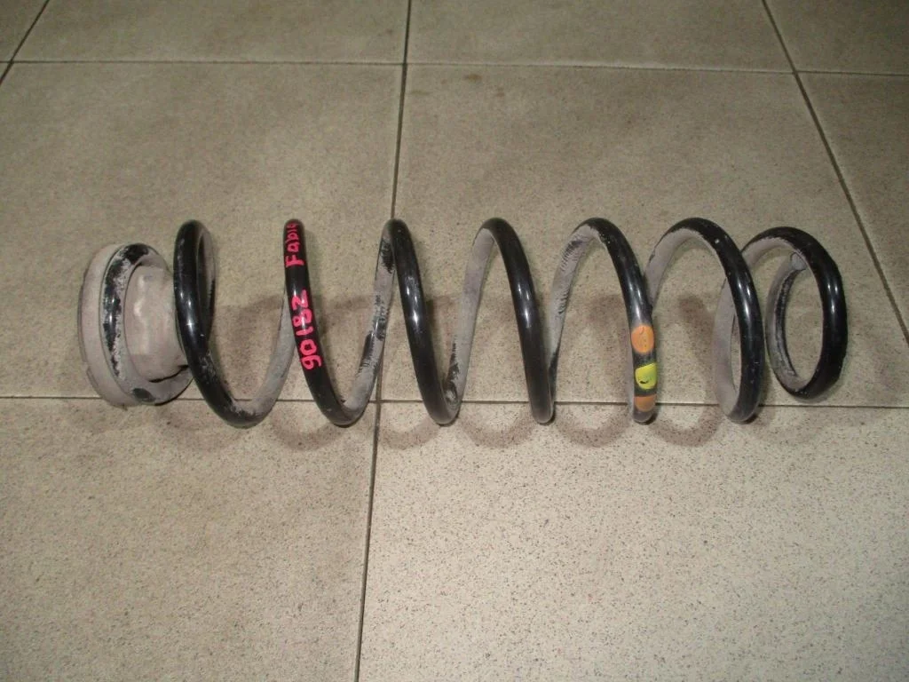 Пружина задняя Skoda Fabia 2 2007 5J