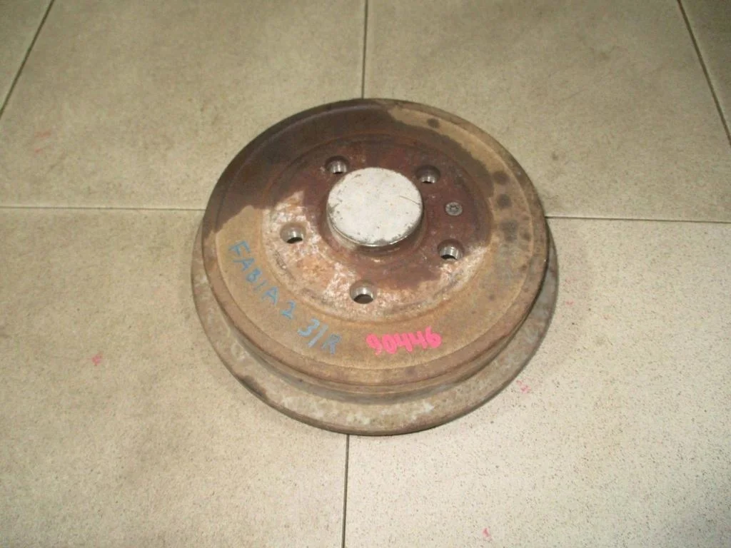 Барабан тормозной Skoda Fabia 2 2007 5J