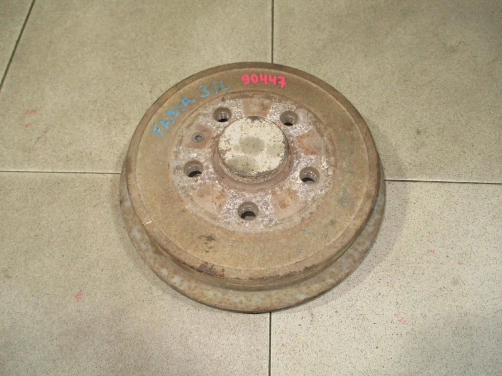 Барабан тормозной Skoda Fabia 2 2007 5J