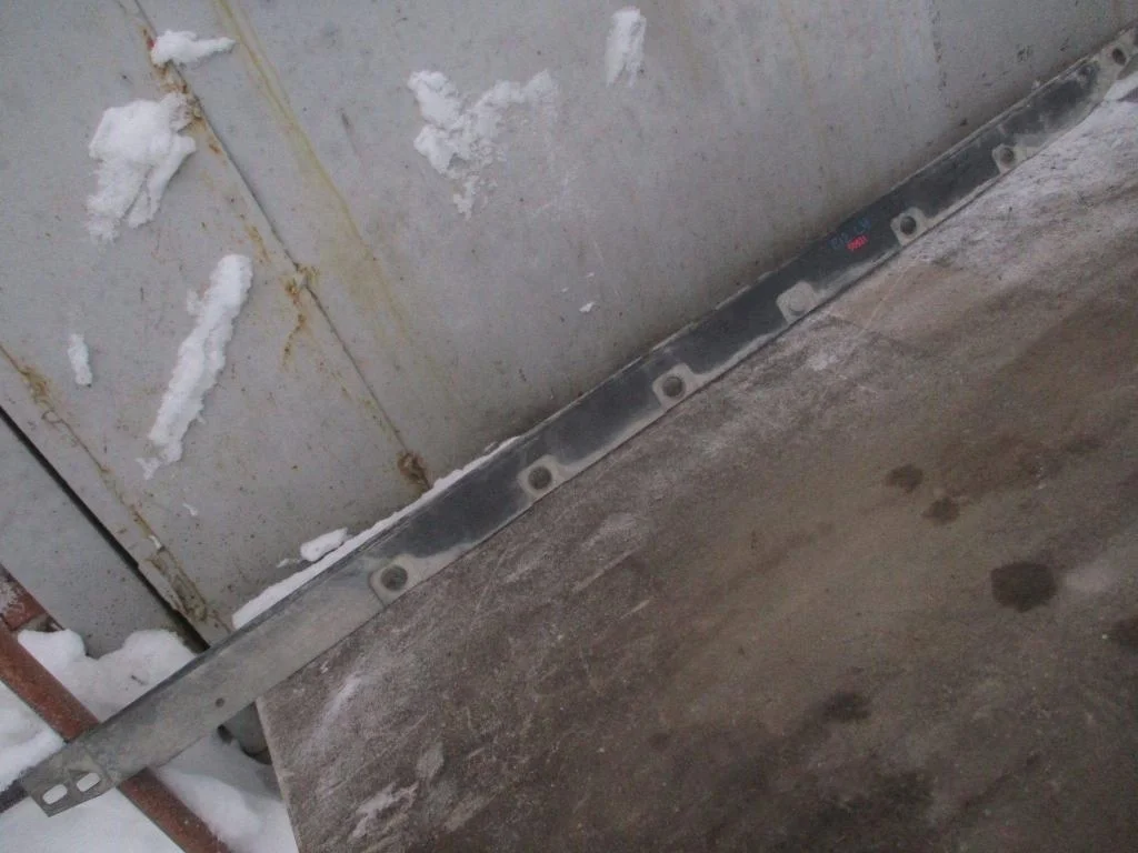 Накладка порог наружная Toyota Corolla E120