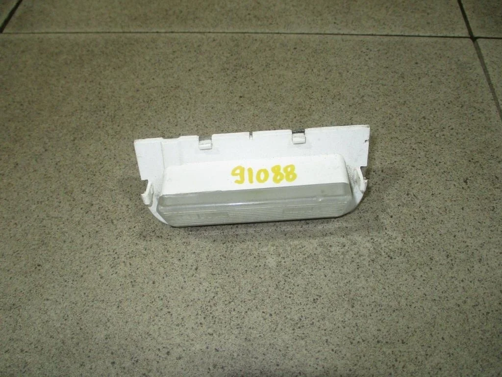 Фонарь подсветки номера Peugeot Expert 2013 G9