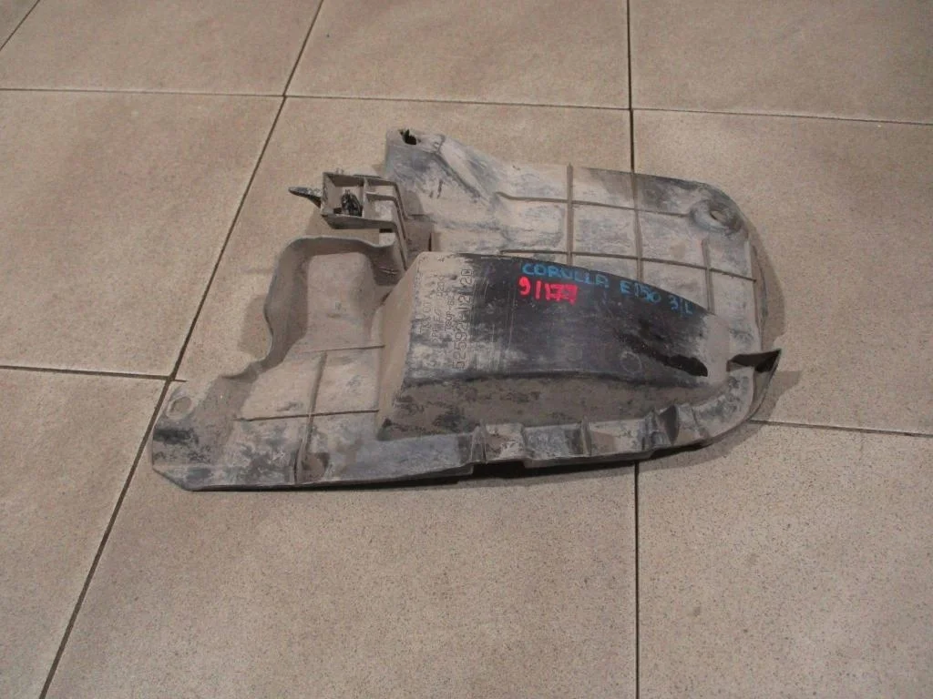 Пыльник наружный Toyota Corolla E150