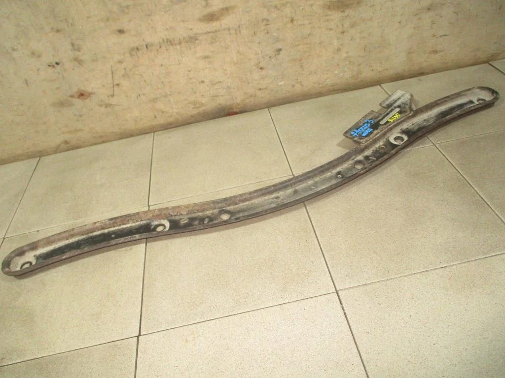 Балка передняя поперечная Ford Focus 3