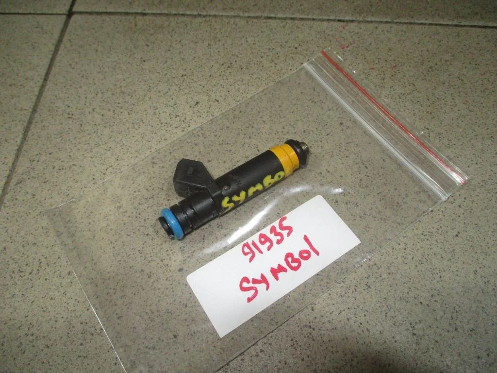 Форсунка топливная Renault Symbol 1