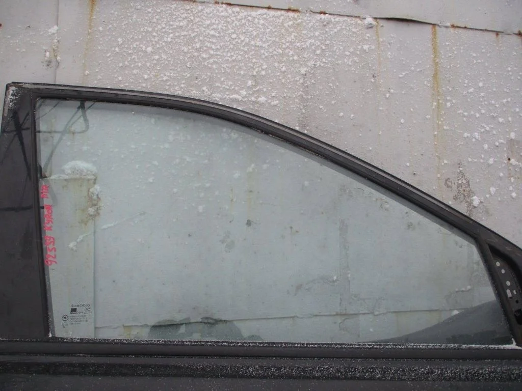 Стекло двери передней правой SsangYong Kyron 2008 DJ