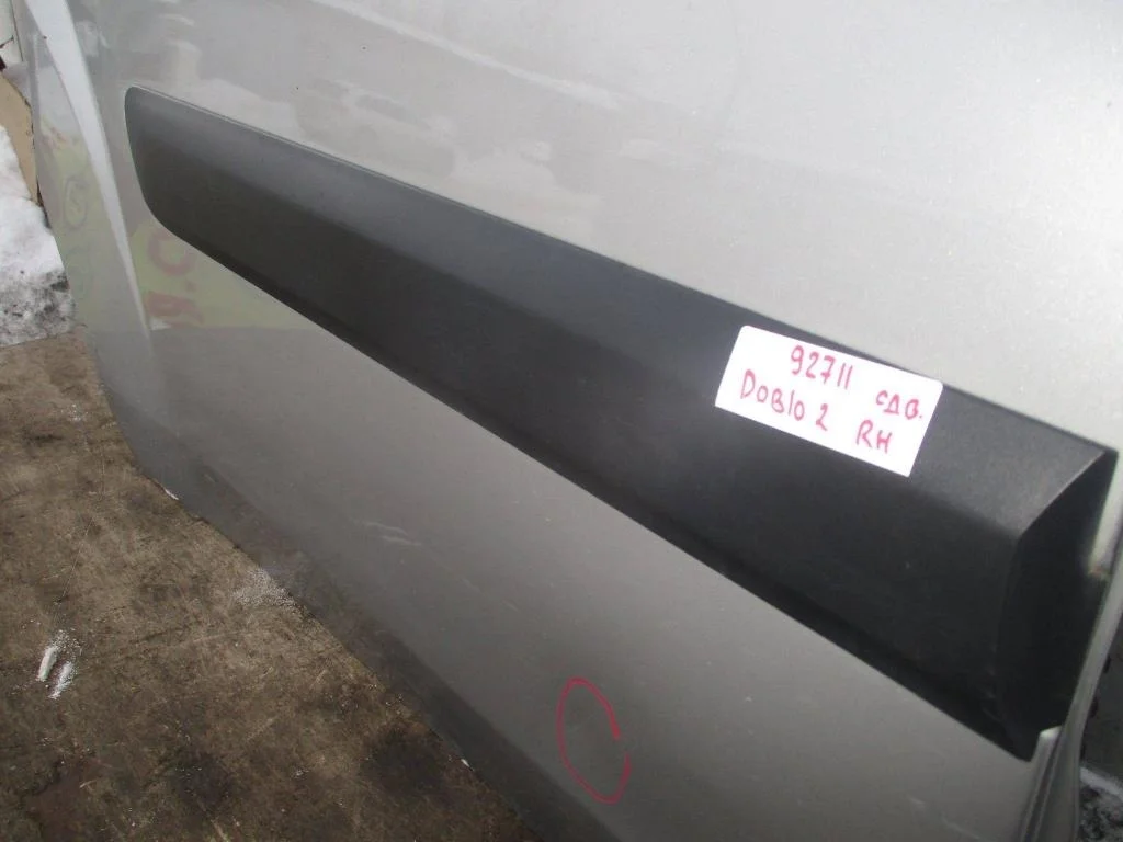 Накладка двери сдвижной Fiat Doblo 2011 223