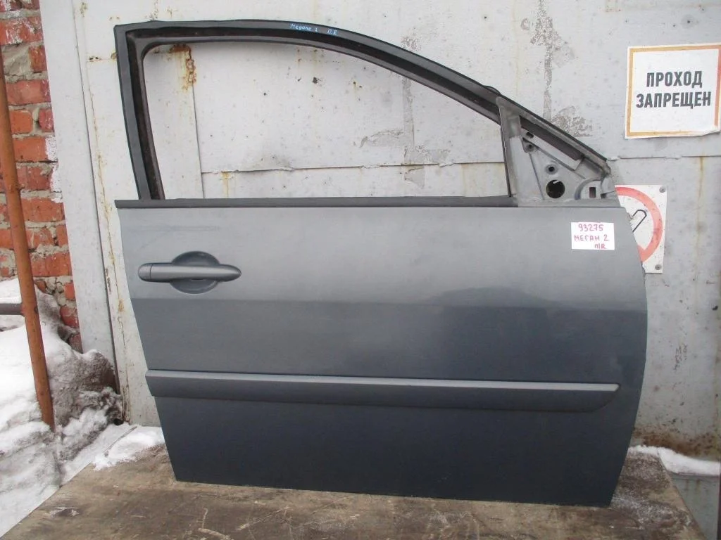 Дверь передняя правая Renault Megane 2